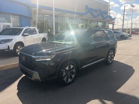 New 2026 Honda Pilot Elite image 2