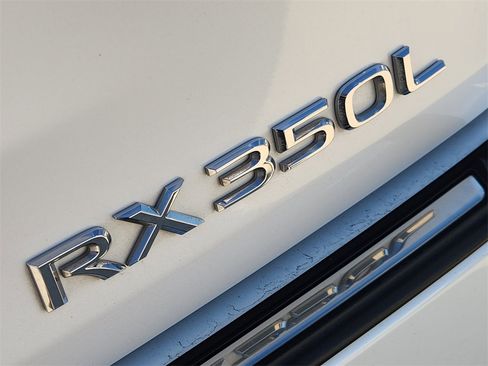 Used 2020 Lexus RX 350L Luxury image 12