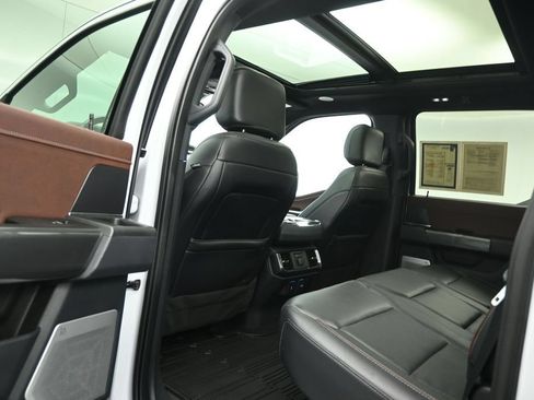 Used 2022 Ford F150 Lariat w/ Equipment Group 502A High AWD/4WD image 19