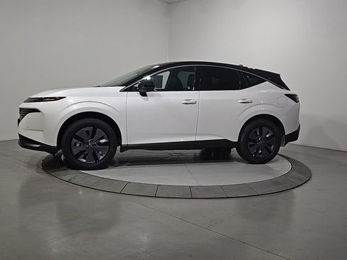 New 2025 Nissan Murano SL image 2
