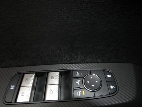 New 2025 Mitsubishi Outlander SEL image 21