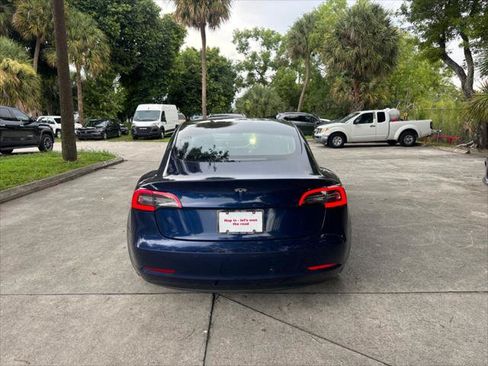 Used 2022 Tesla Model 3 RWD image 8