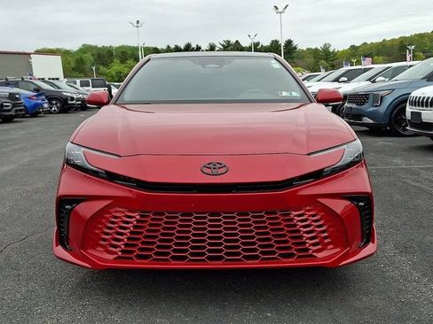 Used 2026 Toyota Camry XSE AWD/4WD image 2