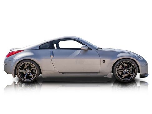 Used 2006 Nissan 350Z Coupe w/ (N93) Cargo Convenience Pkg RWD image 2