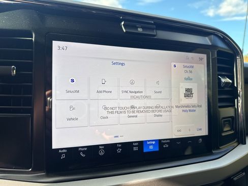 New 2026 Ford F250 XLT w/ XLT Premium Package image 32