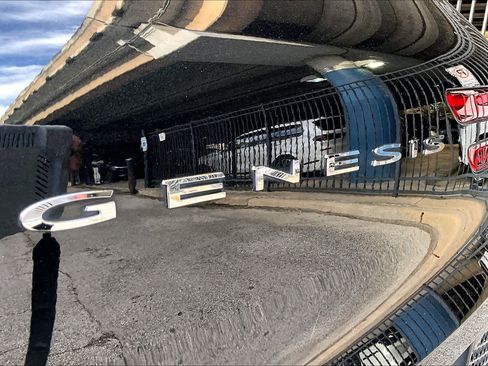 Used 2022 Genesis GV70 2.5T image 30