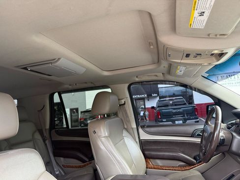 Used 2015 Chevrolet Tahoe LTZ AWD/4WD image 19