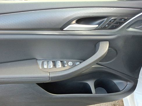 Used 2024 BMW X3 xDrive30i w/ Premium Package image 13