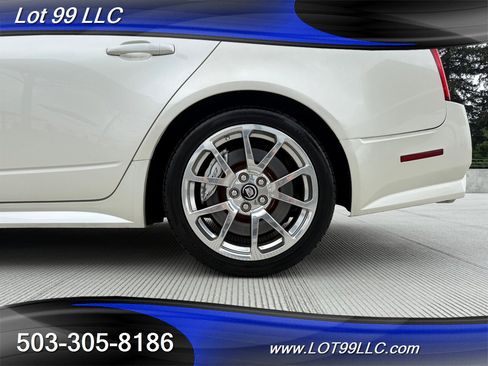Used 2009 Cadillac CTS V RWD image 21