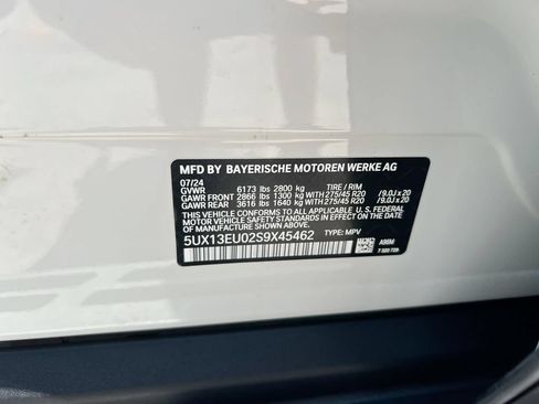 Used 2025 BMW X5 sDrive40i w/ Climate Comfort Package RWD image 24