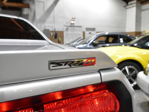 Used 2012 Dodge Challenger SRT8 image 11