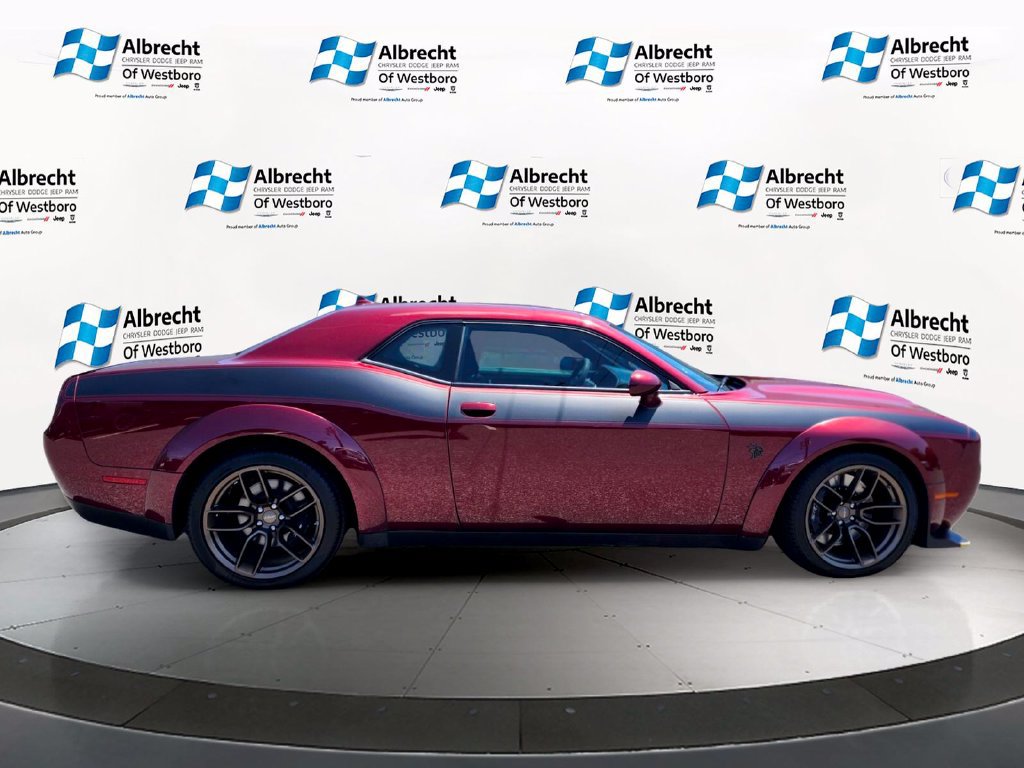 Used 2022 Dodge Challenger SRT Hellcat RWD image 6