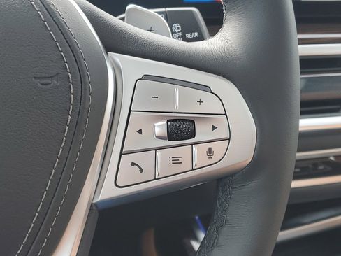 New 2026 BMW X7 xDrive40i w/ Executive Package image 12