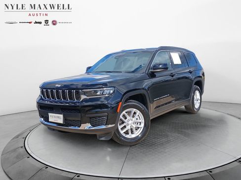 Used 2024 Jeep Grand Cherokee L Laredo w/ Trailer Tow Package AWD/4WD image 1