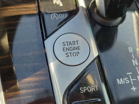 Used 2020 BMW X5 sDrive40i w/ Convenience Package image 13