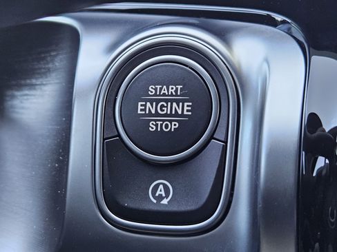 New 2026 Mercedes-Benz GLB 250 4MATIC image 21