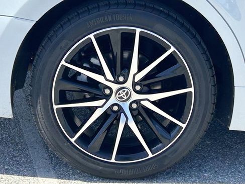 Used 2023 Toyota Camry SE image 7