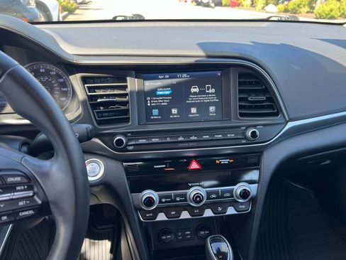 Used 2020 Hyundai Elantra Value Edition w/ Cargo Package (C1) FWD image 22