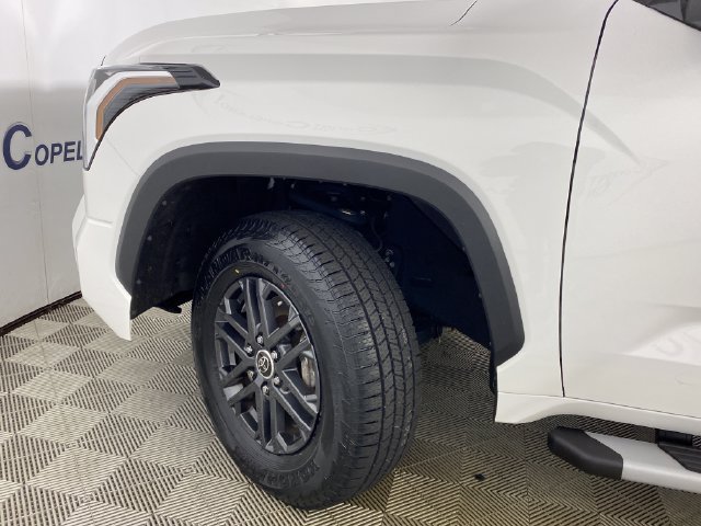 Certified 2024 Toyota Tundra SR5 w/ SR5 Convenience Package AWD/4WD image 23