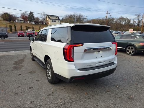 Used 2023 GMC Yukon XL SLE w/ Max Trailering Package image 7