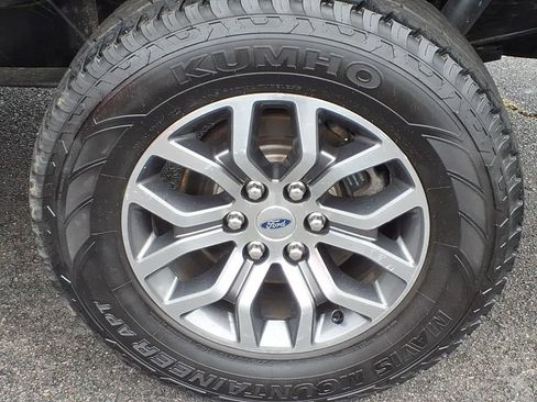 Used 2021 Ford F150 Lariat AWD/4WD image 10