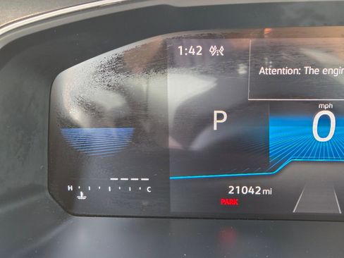 Used 2024 Volkswagen Tiguan SE R-Line image 13