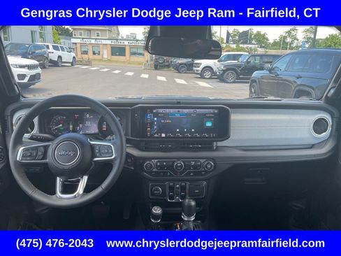 Certified 2025 Jeep Wrangler Unlimited Sahara AWD/4WD image 40