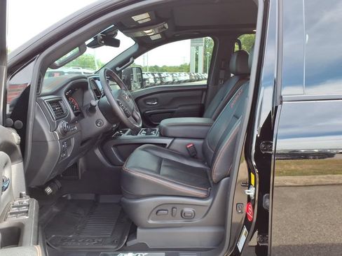 Certified 2024 Nissan Titan PRO-4X w/ Pro-4x Convenience Package AWD/4WD image 4