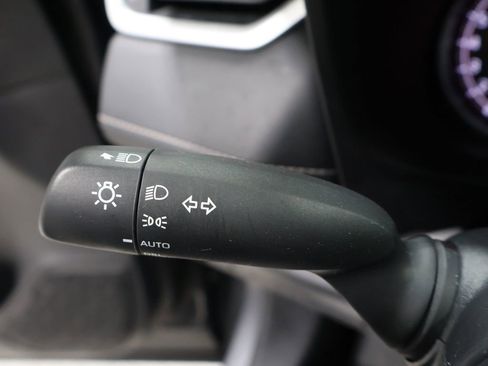 Used 2024 Toyota RAV4 XLE image 38