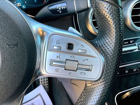 Used 2021 Mercedes-Benz GLC 300 image 20