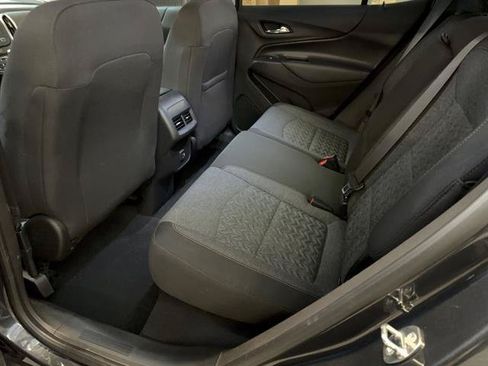 Used 2023 Chevrolet Equinox LT AWD/4WD image 11