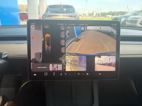 Used 2022 Tesla Model 3 RWD image 19