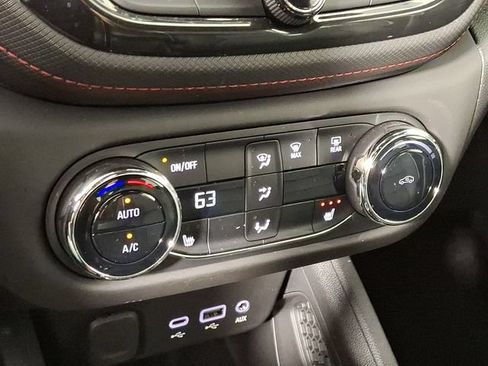 Used 2023 Chevrolet TrailBlazer RS w/ Convenience Package AWD/4WD image 17