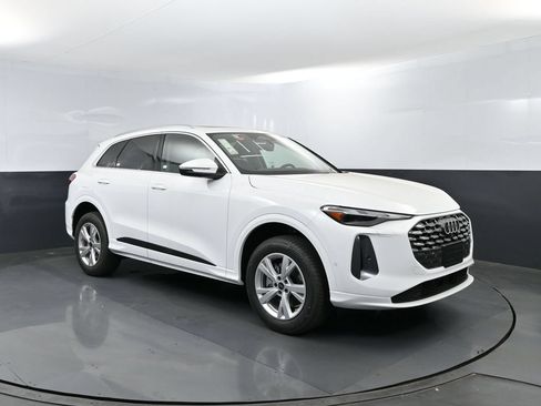 New 2026 Audi Q5 Premium AWD/4WD image 3