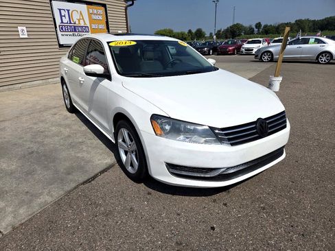 Used 2013 Volkswagen Passat 2.5 SE image 3