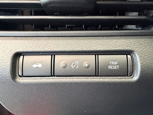 New 2026 Nissan Altima 2.5 SR FWD image 25