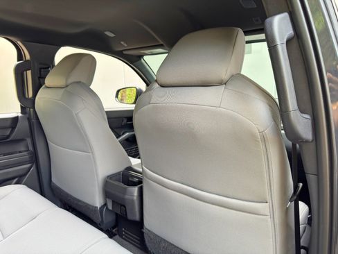 Used 2024 Toyota Tacoma SR5 w/ SR5 Upgrade Package image 35