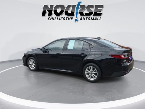 Used 2025 Toyota Camry LE w/ Convenience Package AWD/4WD image 6