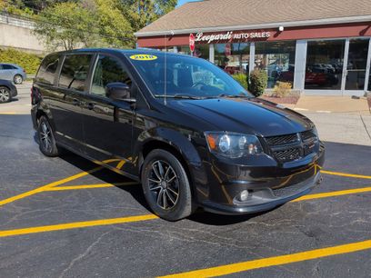 Used 2018 Dodge Grand Caravan SXT w/ Driver Convenience Group