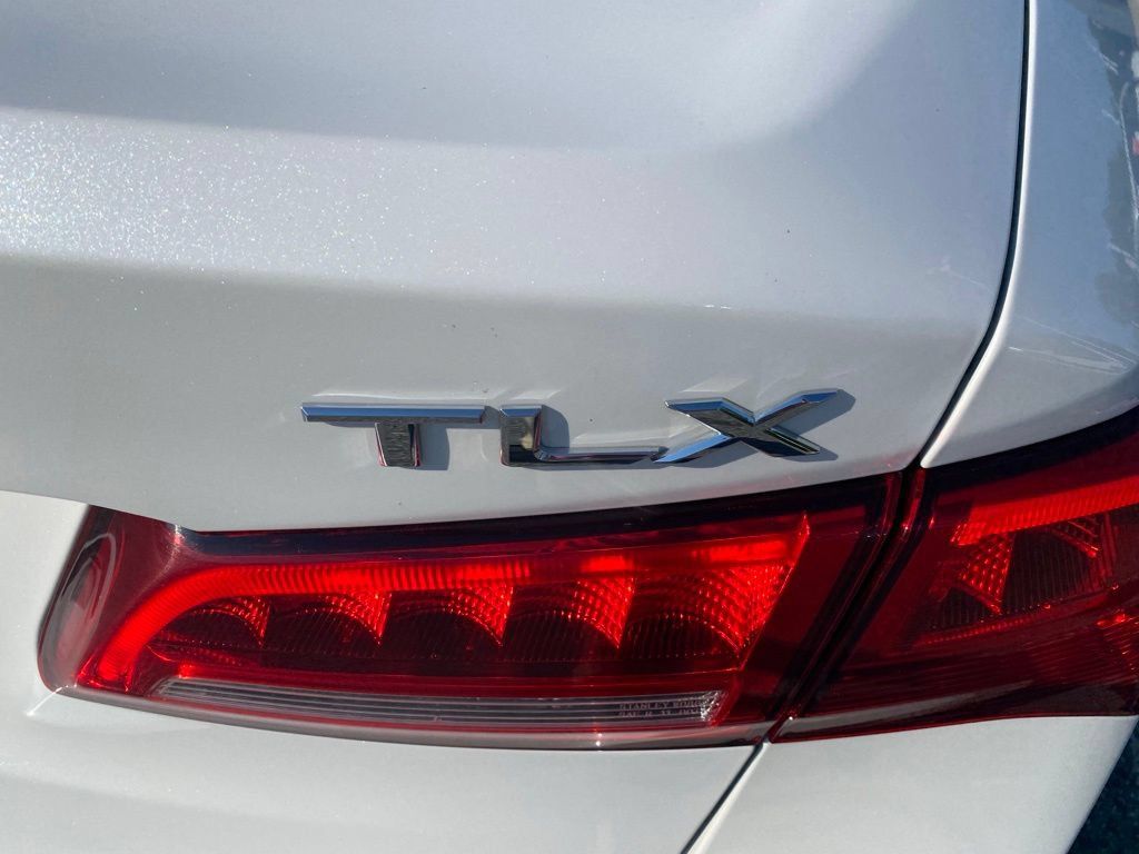 Used 2020 Acura TLX w/ Technology Package FWD image 12