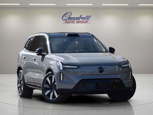 Used 2025 Volvo EX90 Ultra image 1