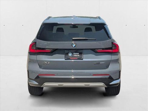 Certified 2025 BMW X1 xDrive28i image 8