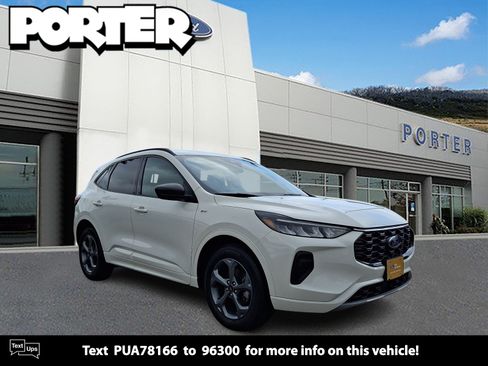 Certified 2023 Ford Escape ST-Line w/ Tech Pack #1 AWD/4WD image 1