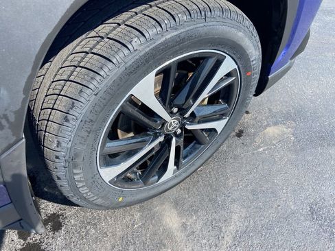 Used 2024 Toyota Corolla Cross XSE w/ Convenience Package image 4