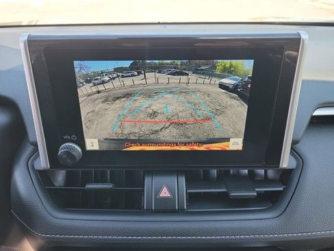 Used 2024 Toyota RAV4 LE image 12
