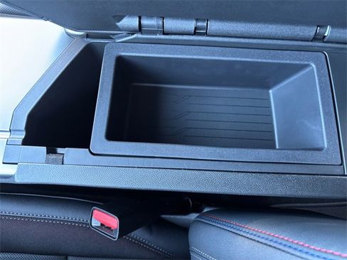 New 2025 Chevrolet Equinox EV RS image 27