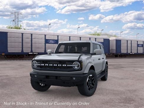 New 2026 Ford Bronco Outer Banks AWD/4WD image 2