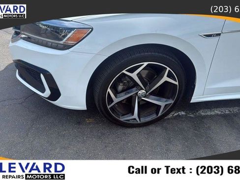 Used 2020 Volkswagen Passat 2.0T R-Line FWD image 9