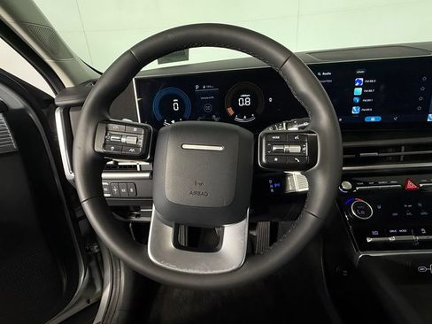 Used 2025 Hyundai Santa Fe SEL FWD image 12