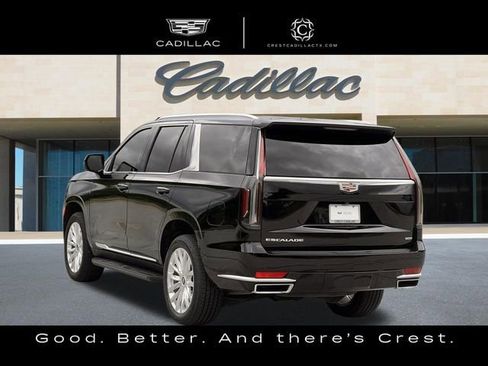 Used 2024 Cadillac Escalade Luxury AWD/4WD image 13
